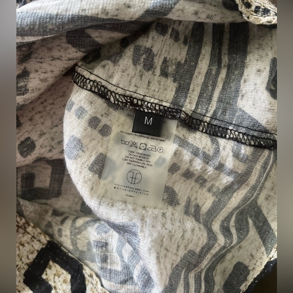 Pfeiffer Top - Picture 5 of 5